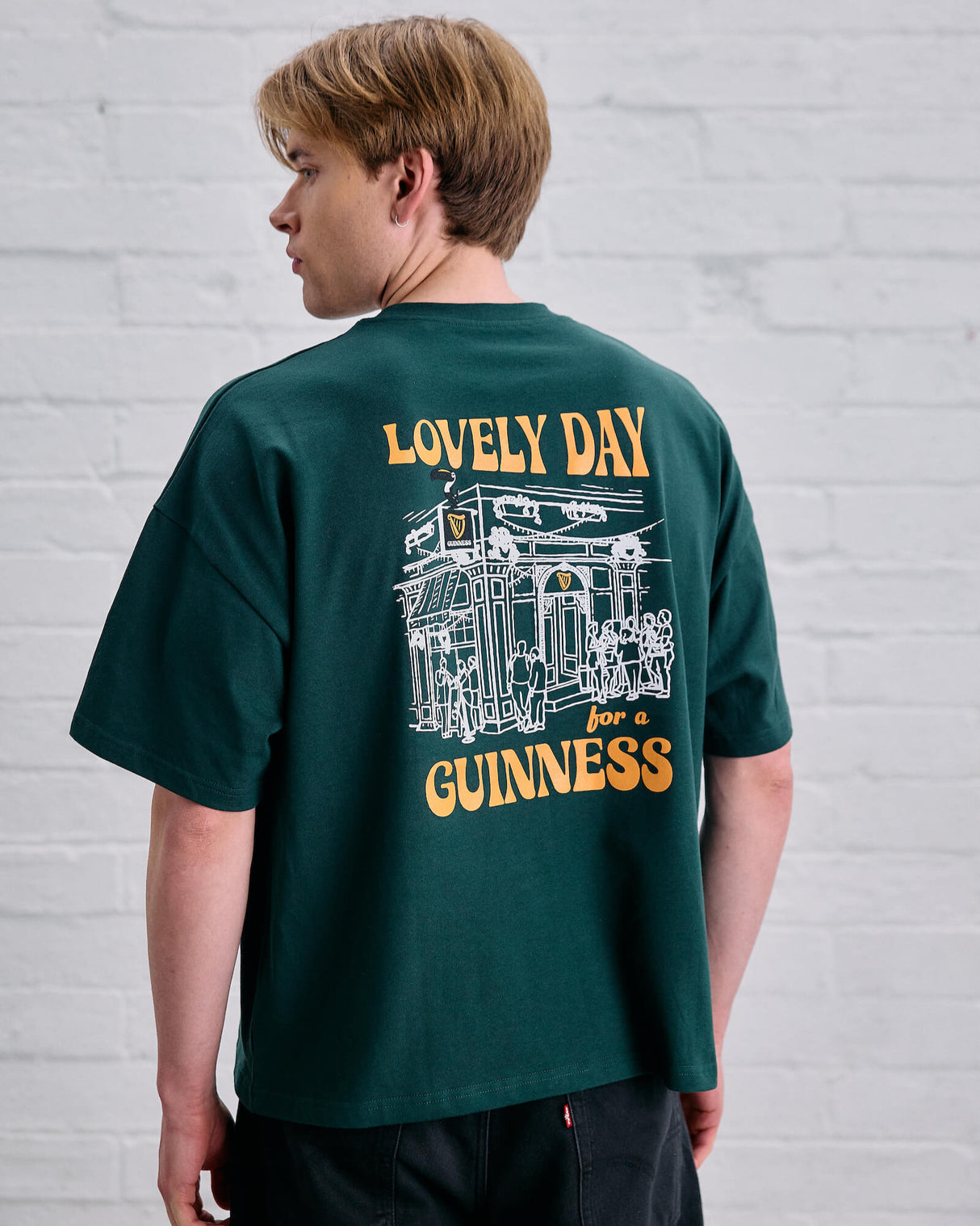Awave Lovely Day Pub Green T-Shirt