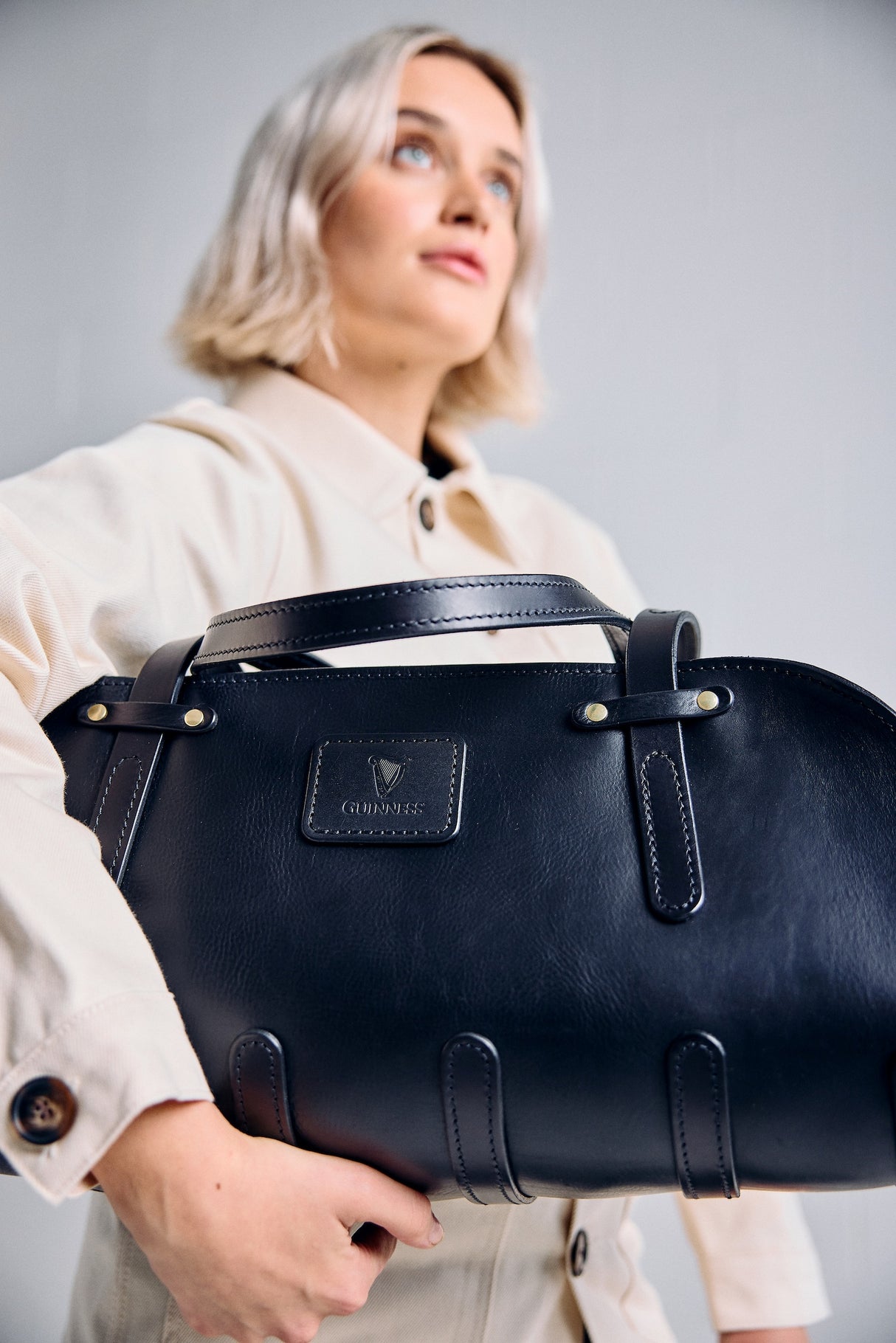 De Bruir Guinness Leather Sports Bag