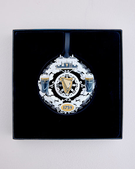 Newbridge Silverware Guinness Wreath Decoration