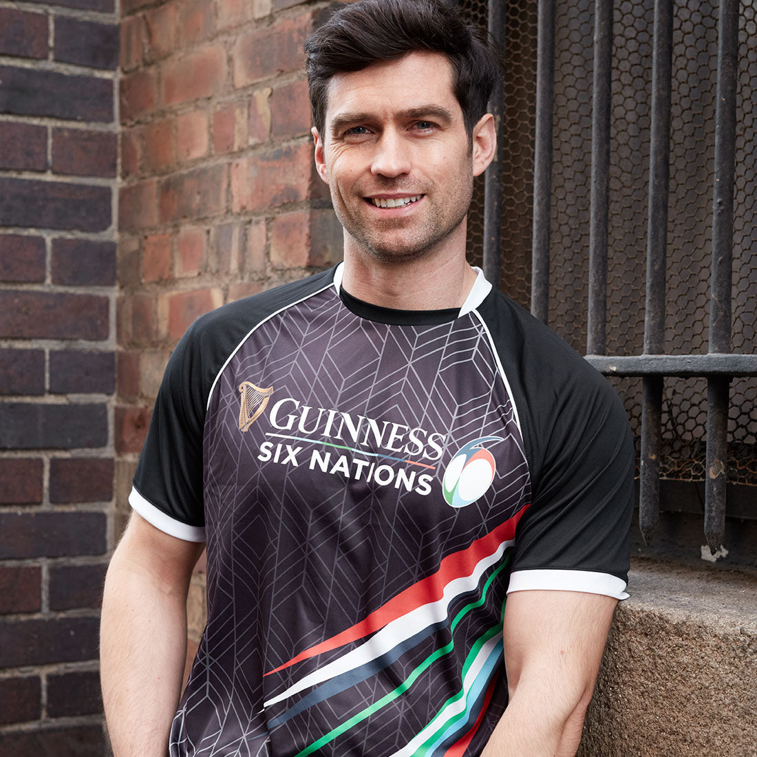 Guinness Six Nations Black Rugby Training Top